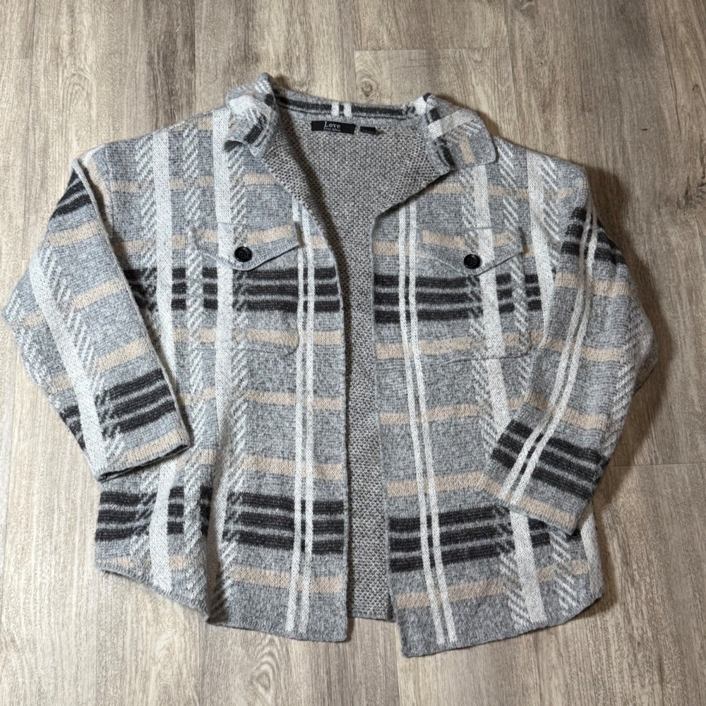 Love Ever After Women's XL Plaid Knit Shirt Jacket‎ Shacket Button Front